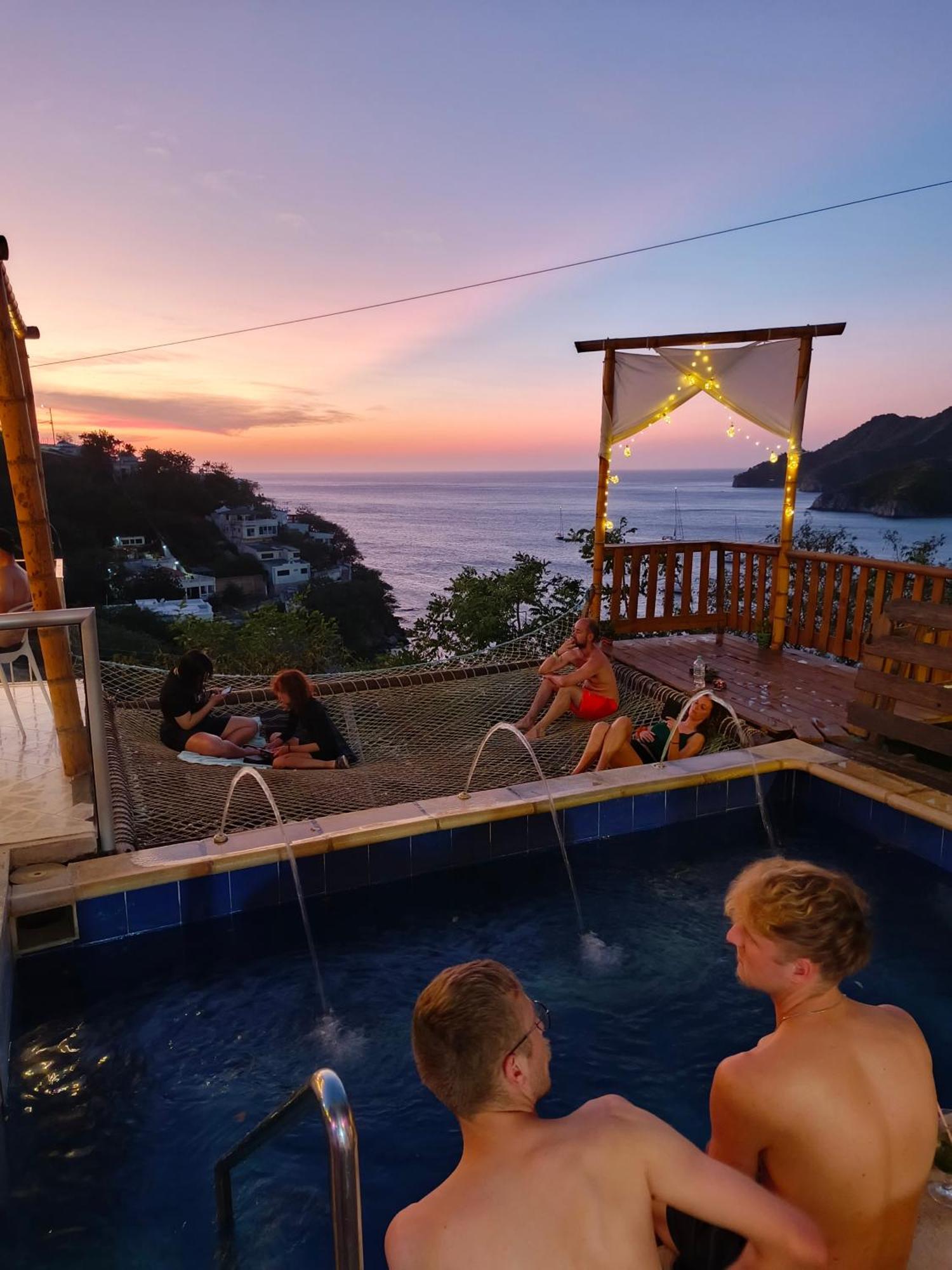 Tayrona Colors Hostel Taganga Exterior photo